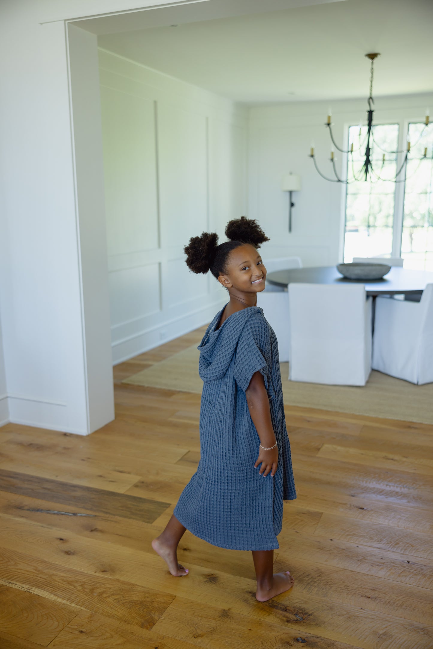 WAFFLE BEACH PONCHO: NAVY